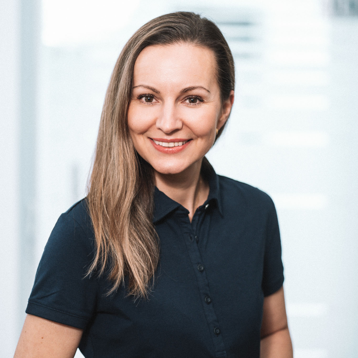 Jacqueline Rossade Breitzke als Prophylaxeassistenz in der Praxis für Zahngesundheit Teschner
